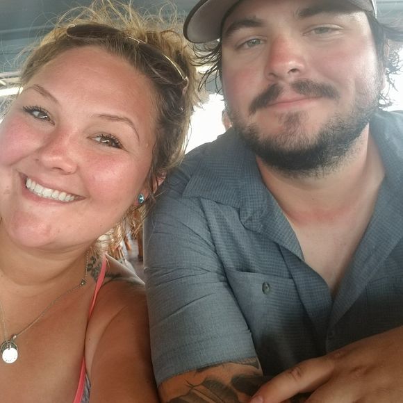 Meet your Posher, Amber - Picture 1 of 1